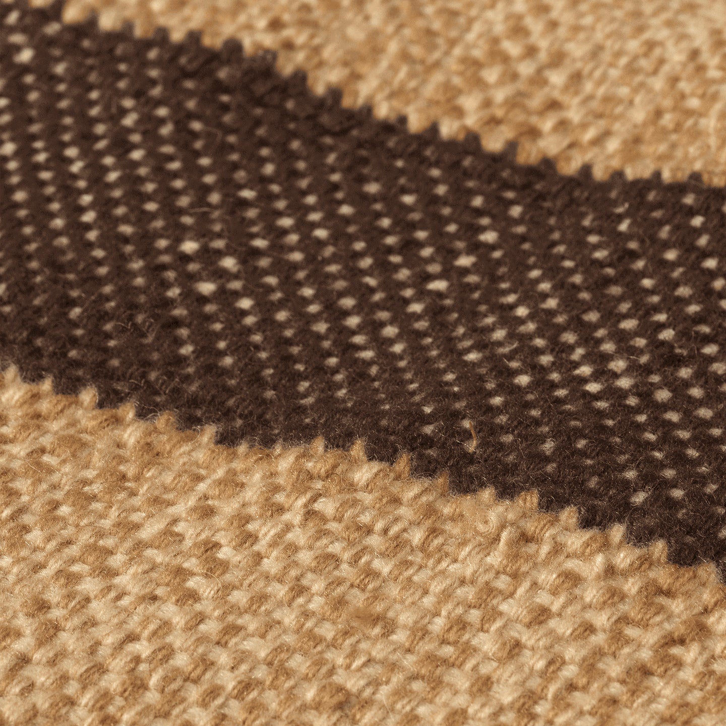 Ives Rug - Tan/Chocolate