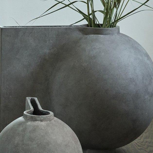 Offset Vase, Mini - Dark Grey