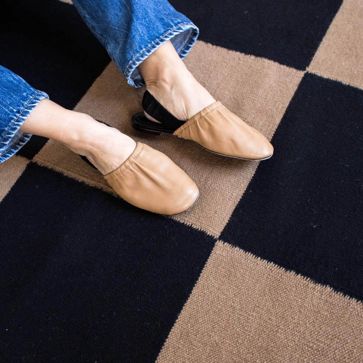 Square Tobacco Hand Woven 100% Wool Rug - 9' x 12' - Floor Model - Grade B