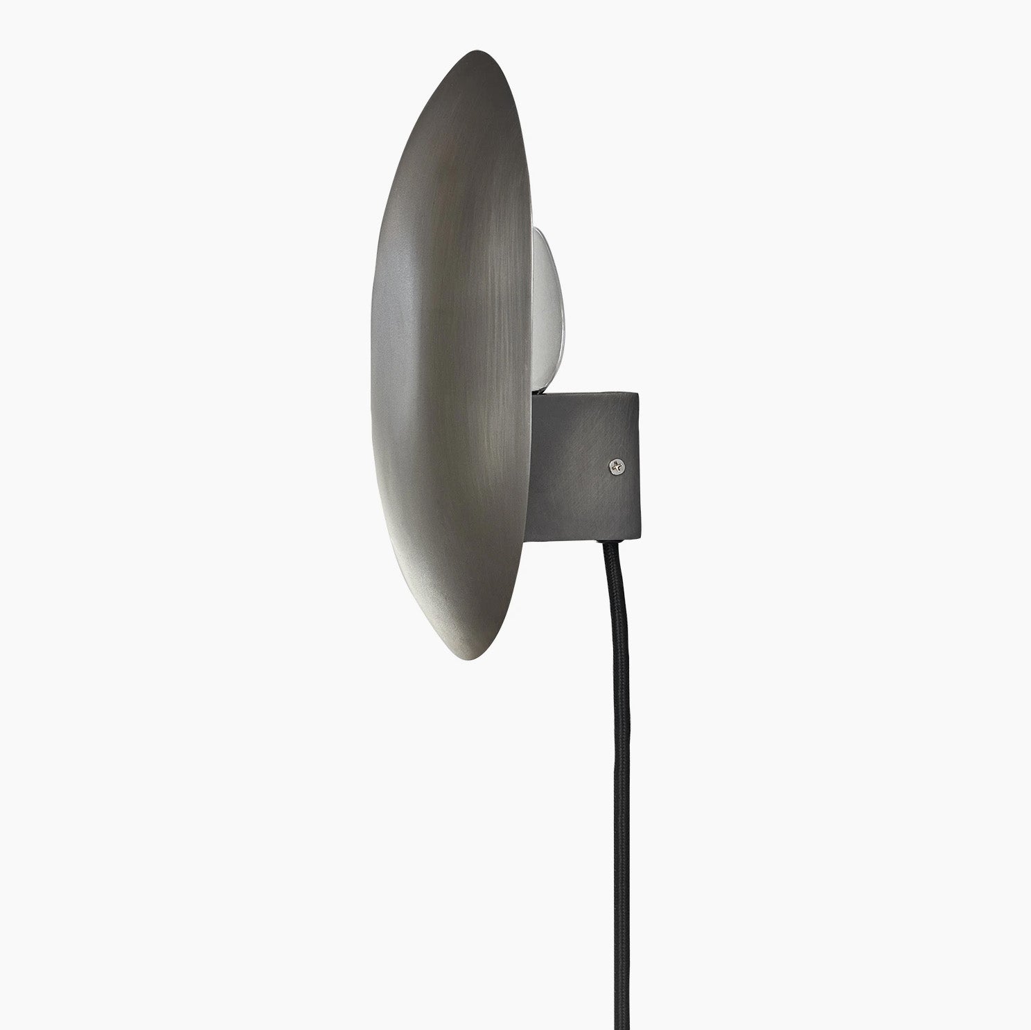 Clam Wall Lamp