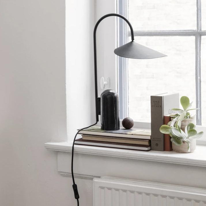 Arum Table Lamp - Black