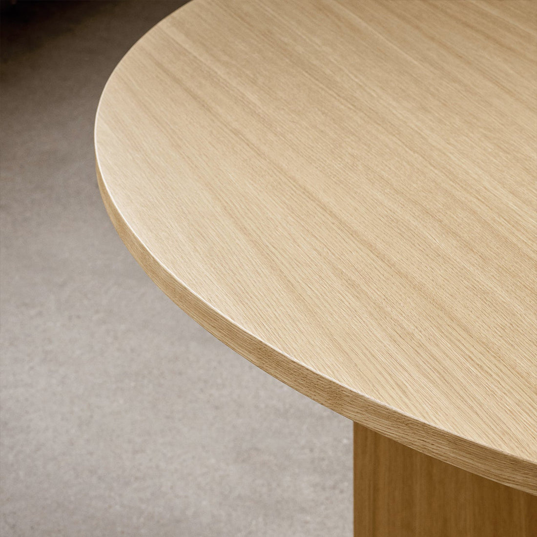 Androgyne Dining Table