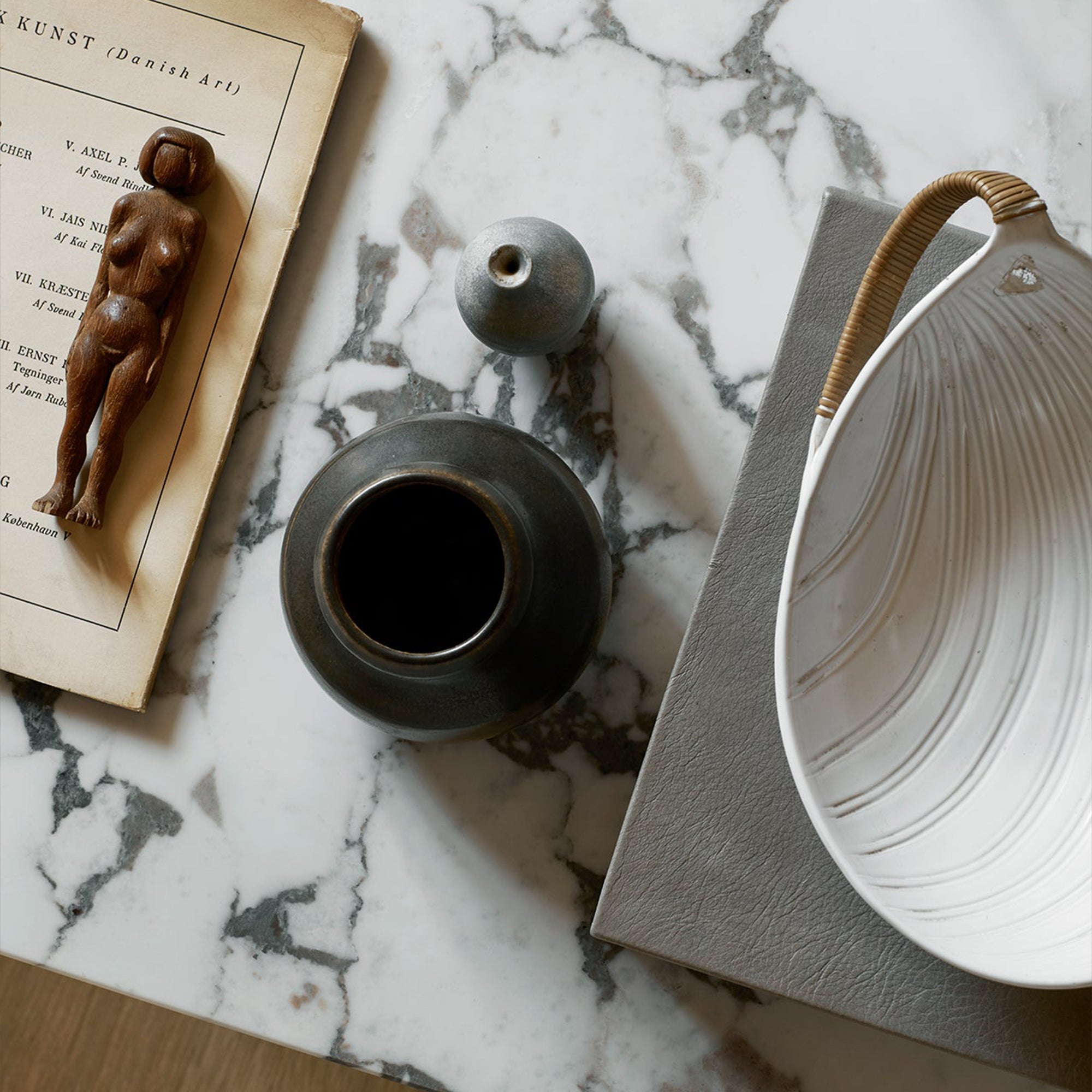 Androgyne Lounge Table - Stone/Marble