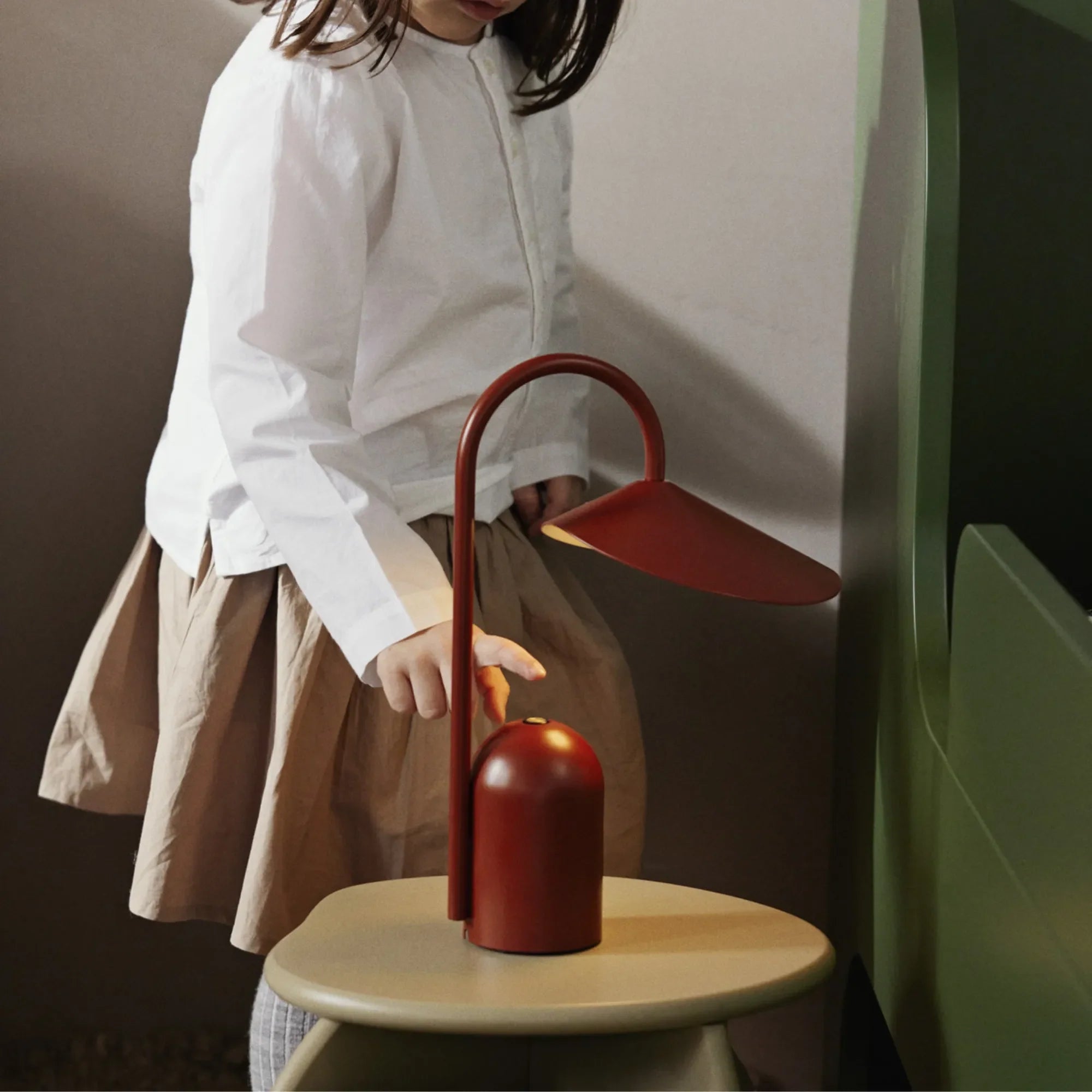Arum Portable Lamp