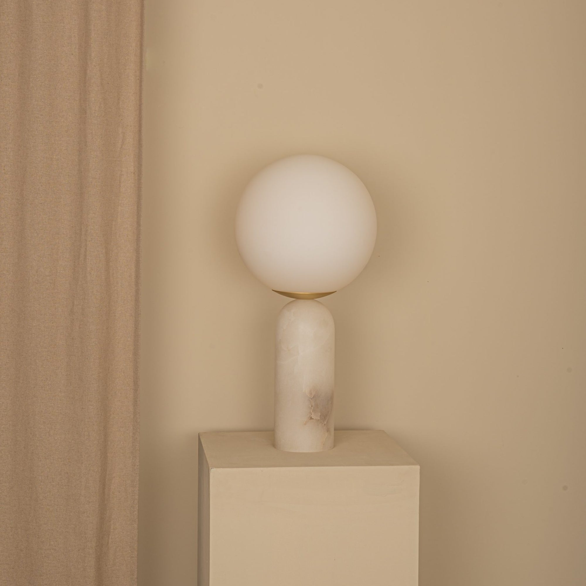 Atlas Table Lamp