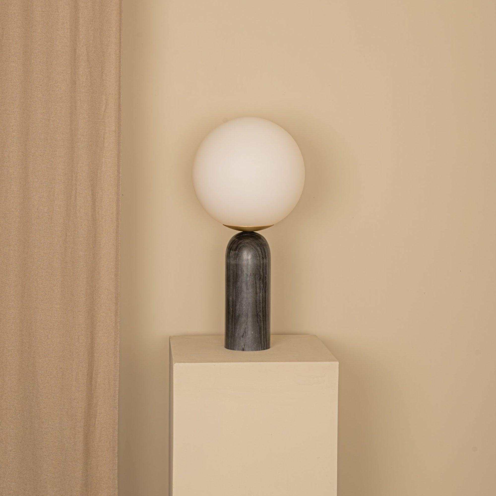 Atlas Table Lamp