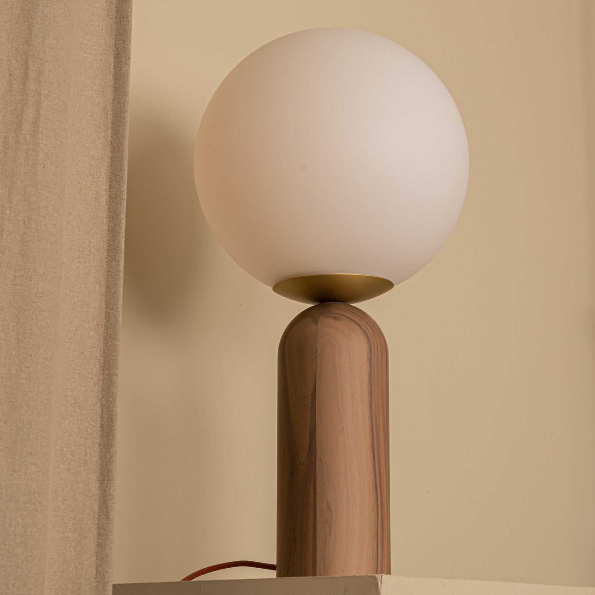 Atlas Table Lamp