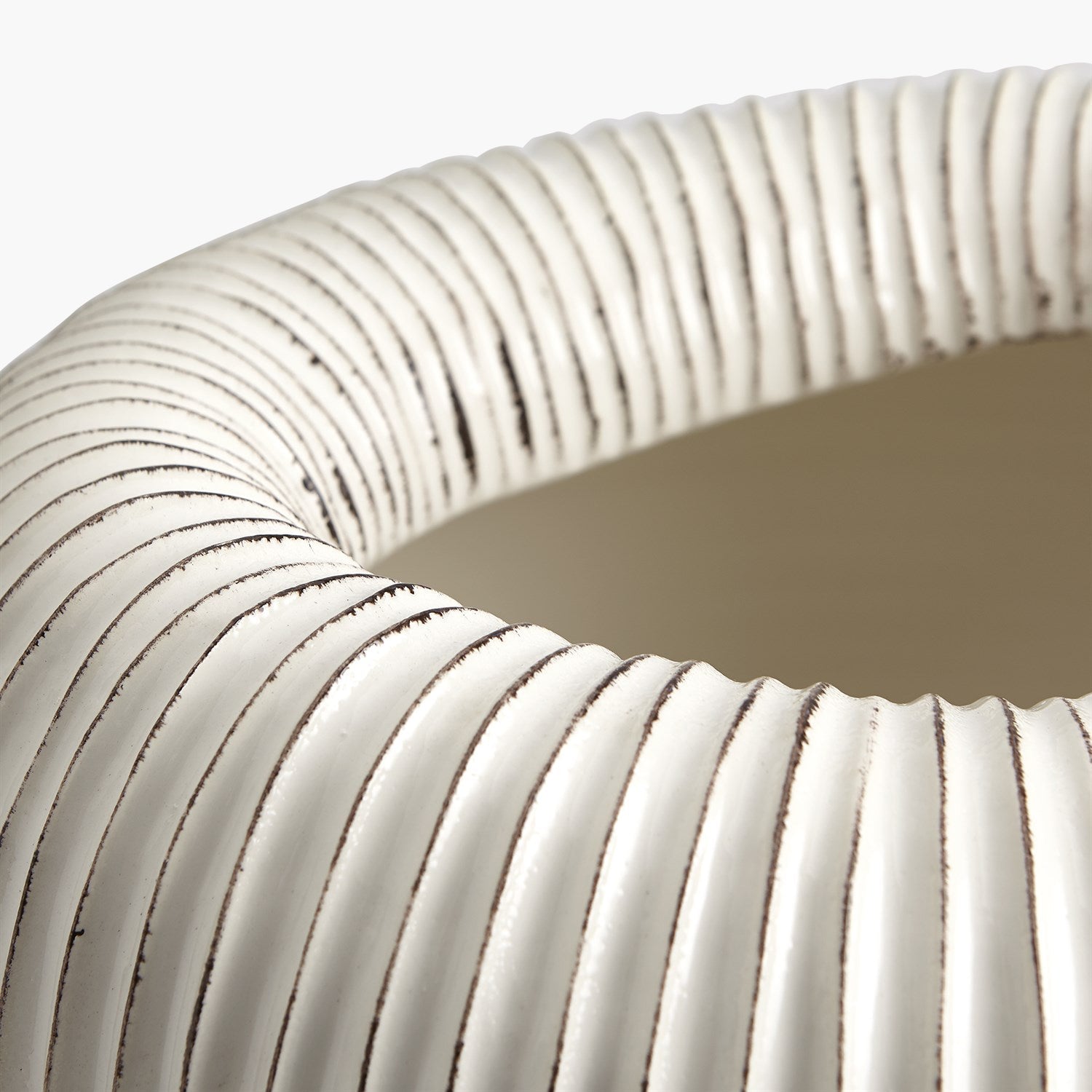 Baleen Vase-Ivory w/Brown Edges