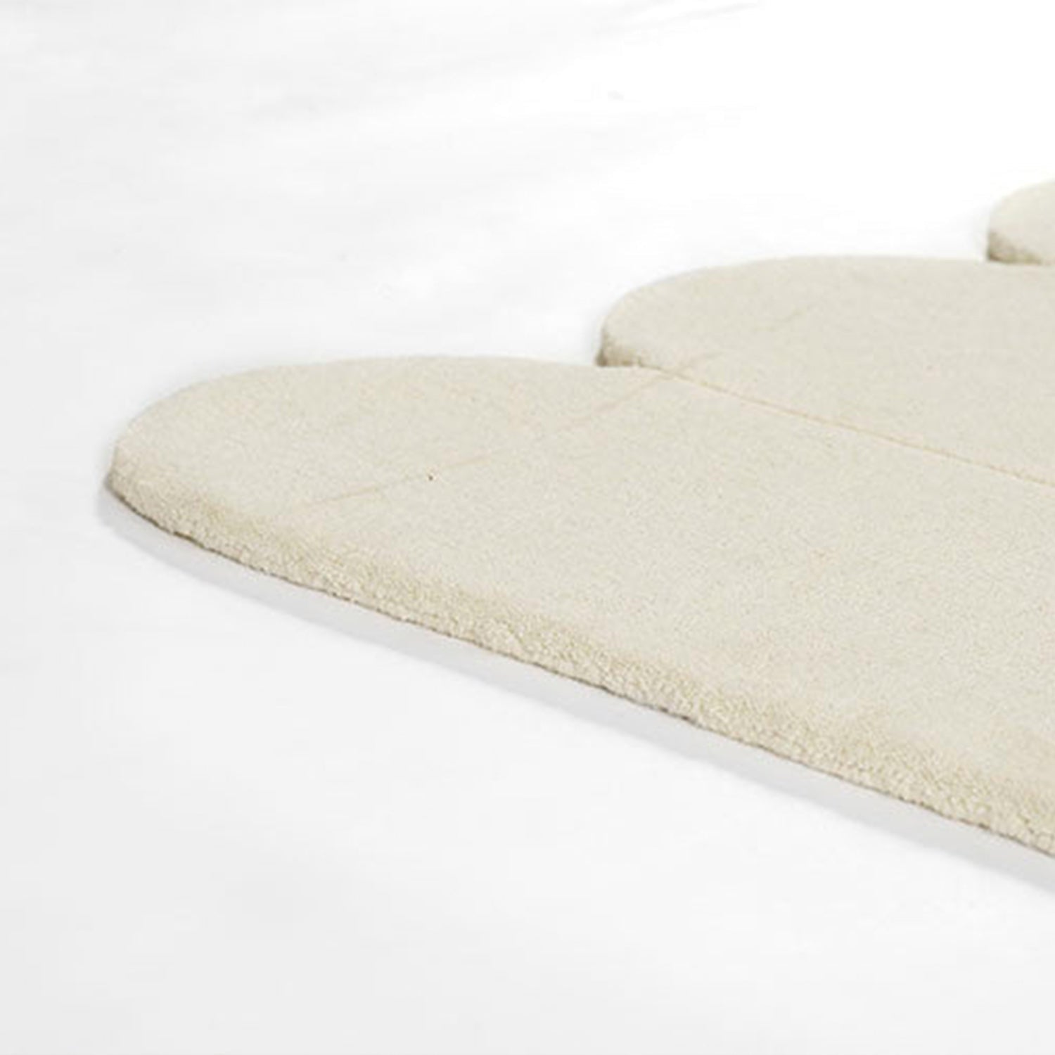 Claude-2 Ivory Rug