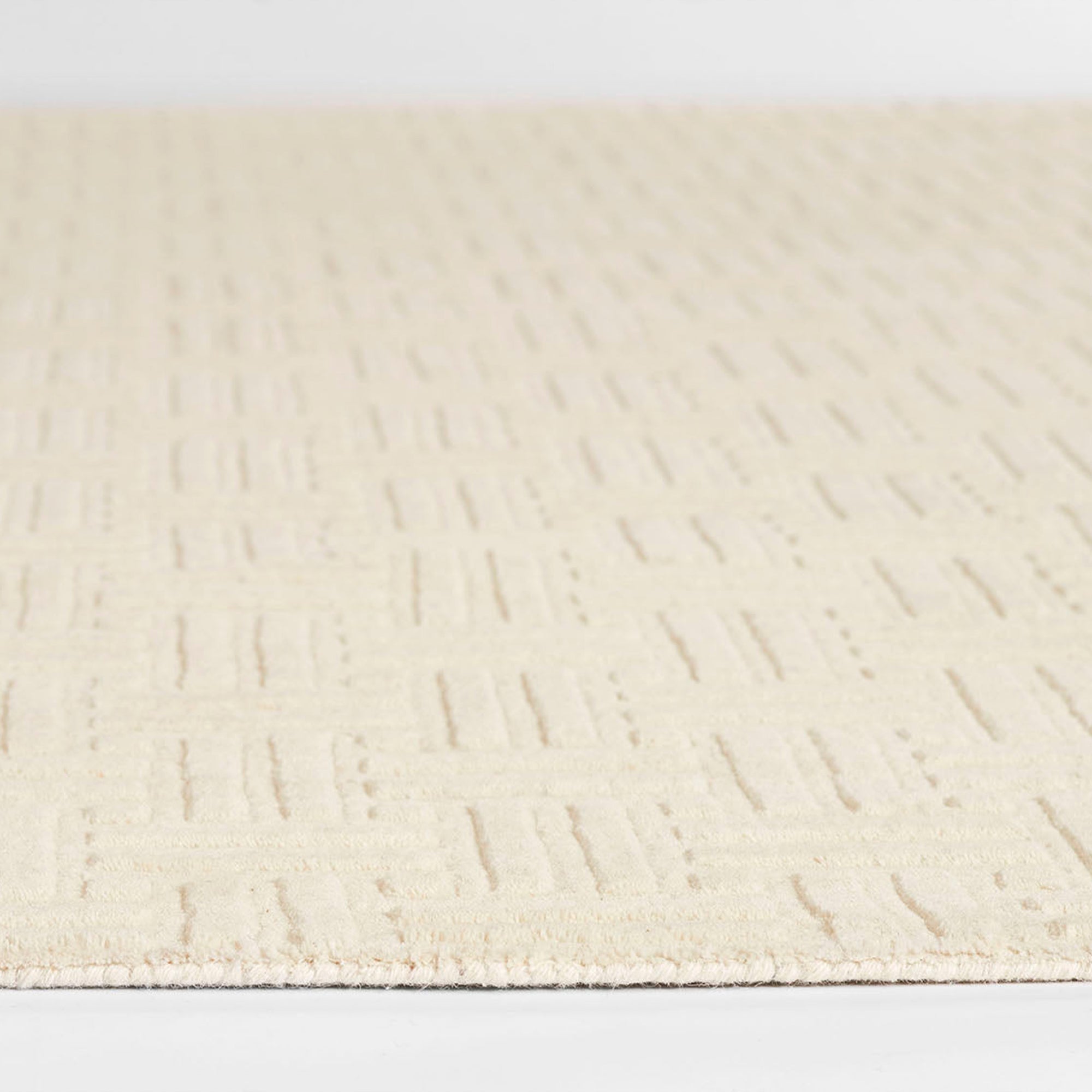 Contour-5 Ivory Rug