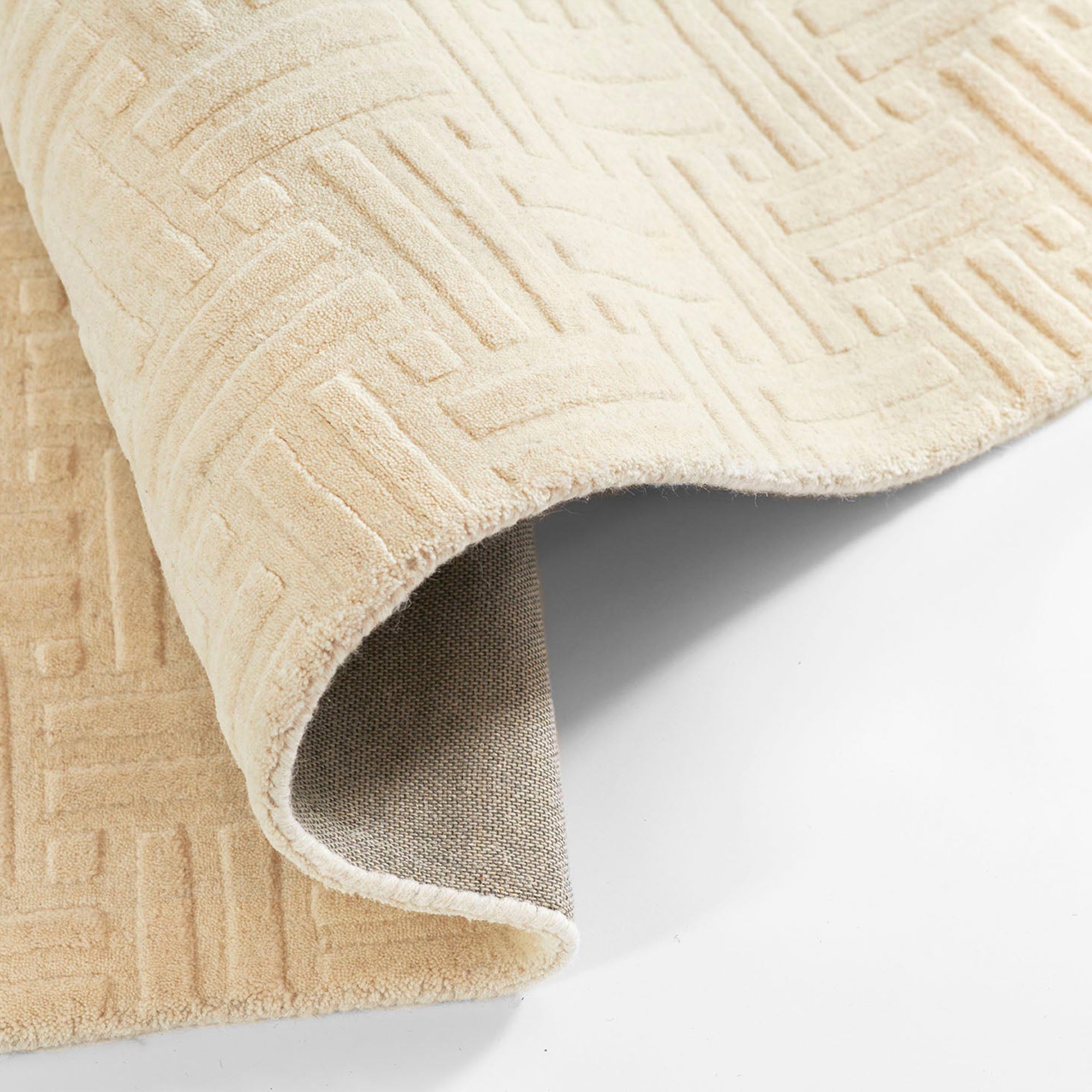 Contour-5 Ivory Rug
