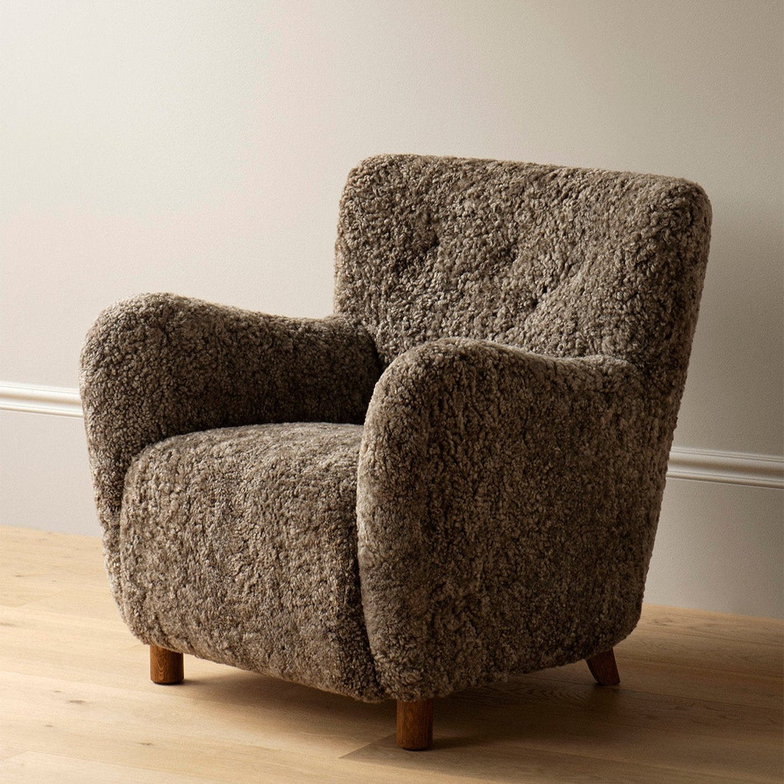 54 Chair - Sheepskin