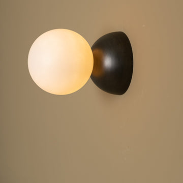 Eklipso Wall Light