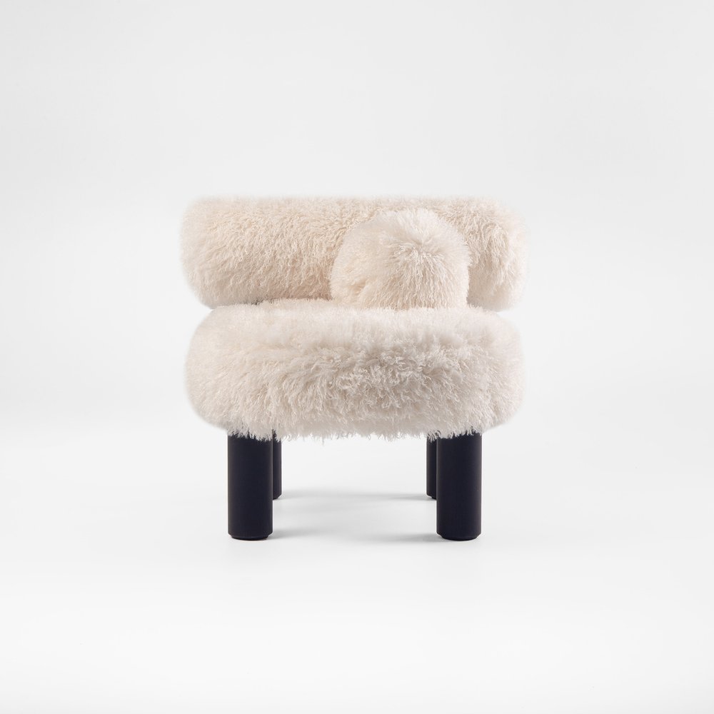 Low Chair Gropius CS2 Fluffy Edition