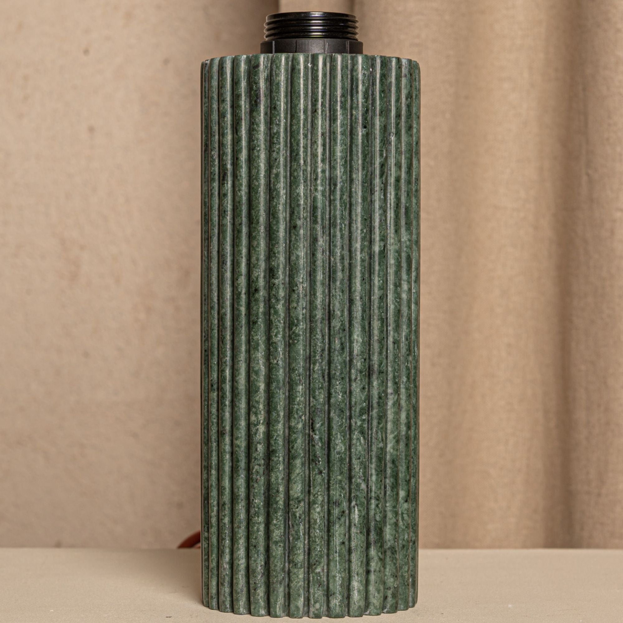 Flutita Marble Table Lamp