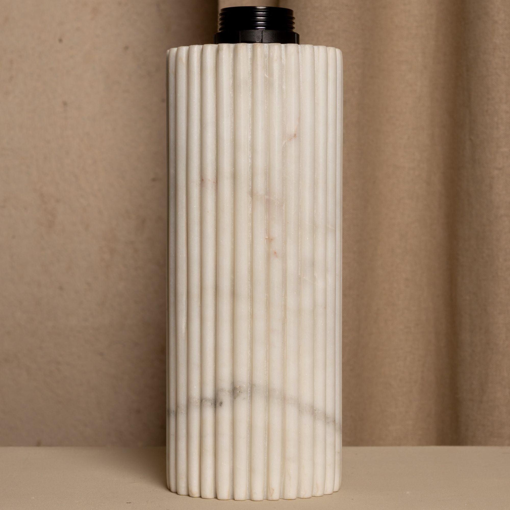 Flutita Marble Table Lamp