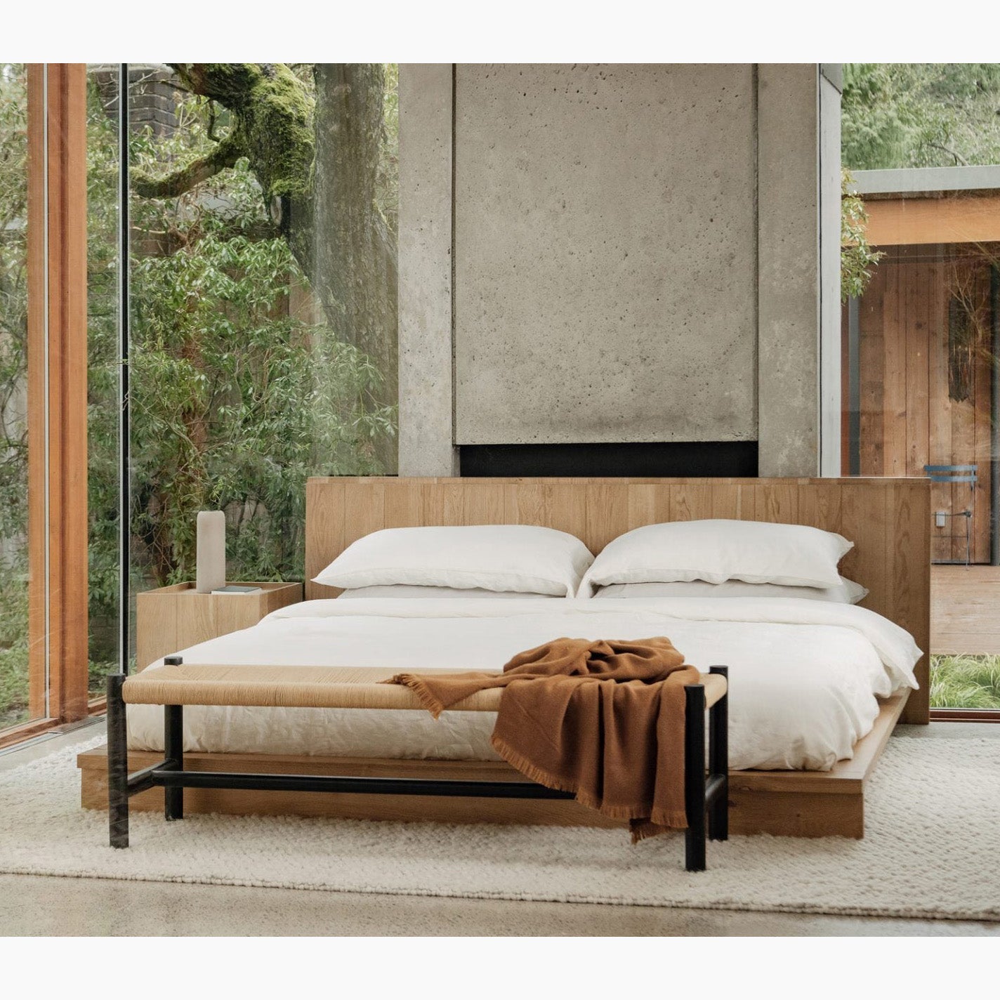 Hallie Bed