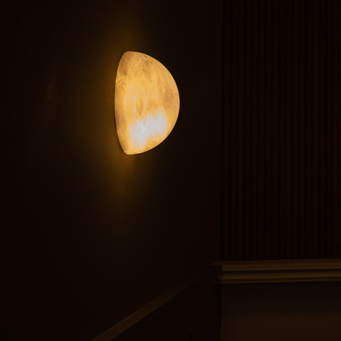 Haveno White Alabaster Wall Light