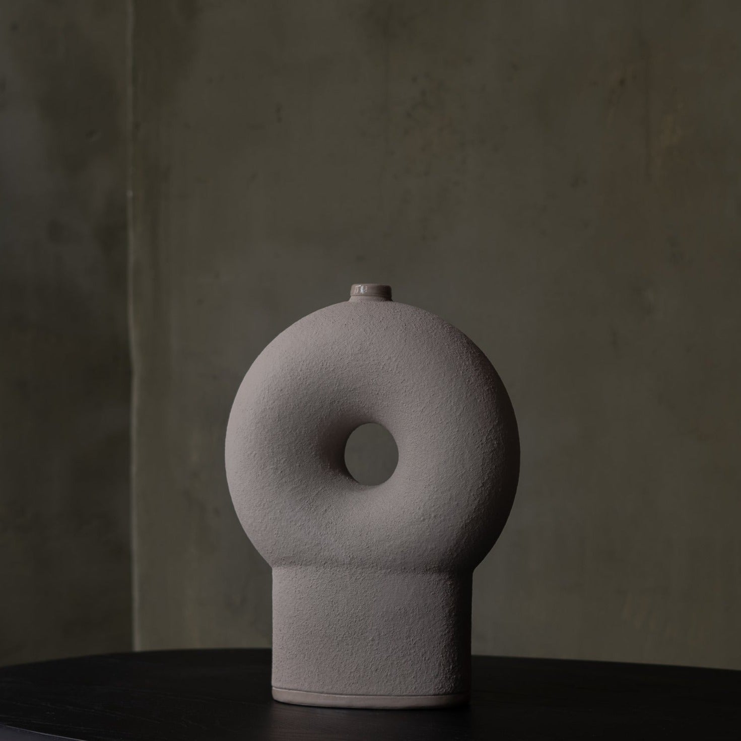 Kumanec One-Legged Vase