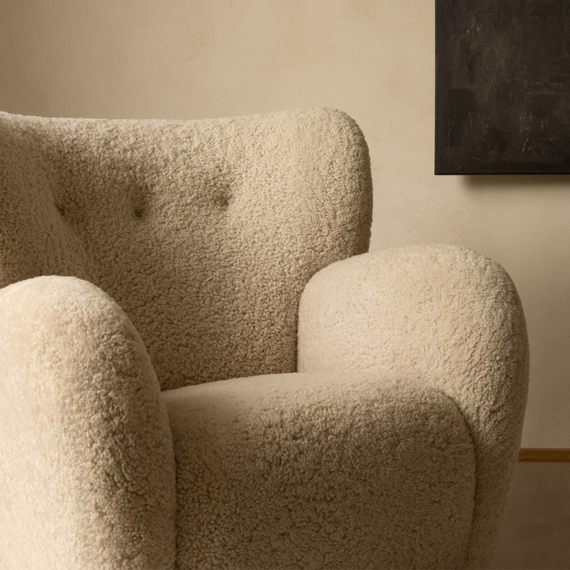 Karu Chair