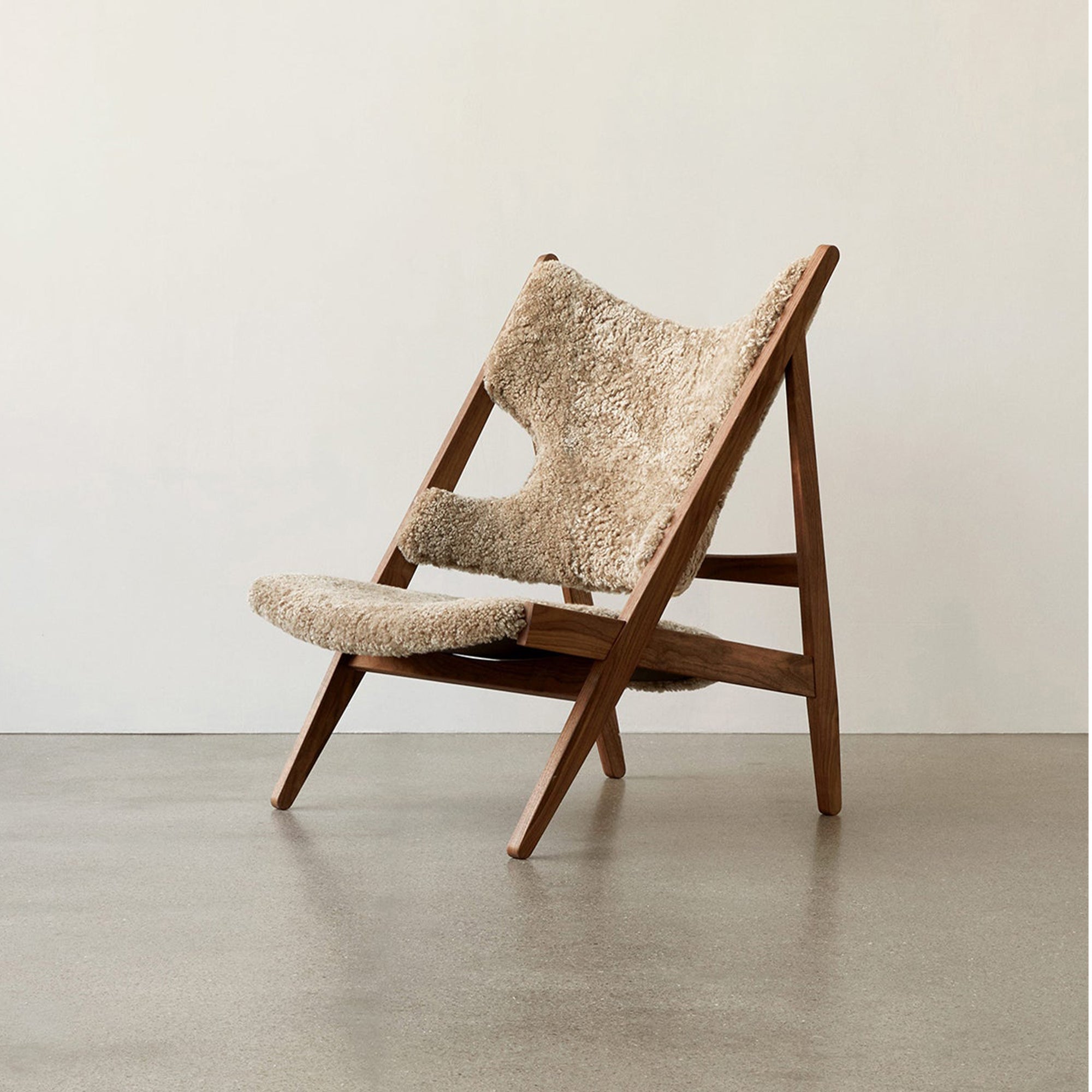 Knitting Chair - Sheepskin