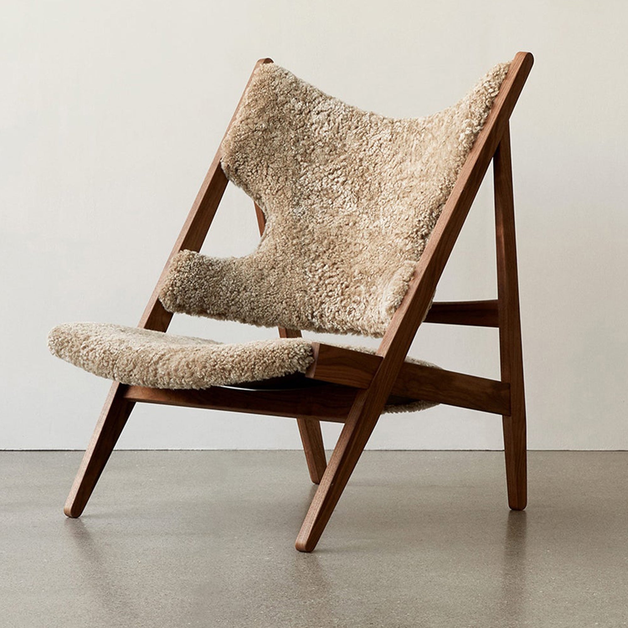 Knitting Chair - Sheepskin