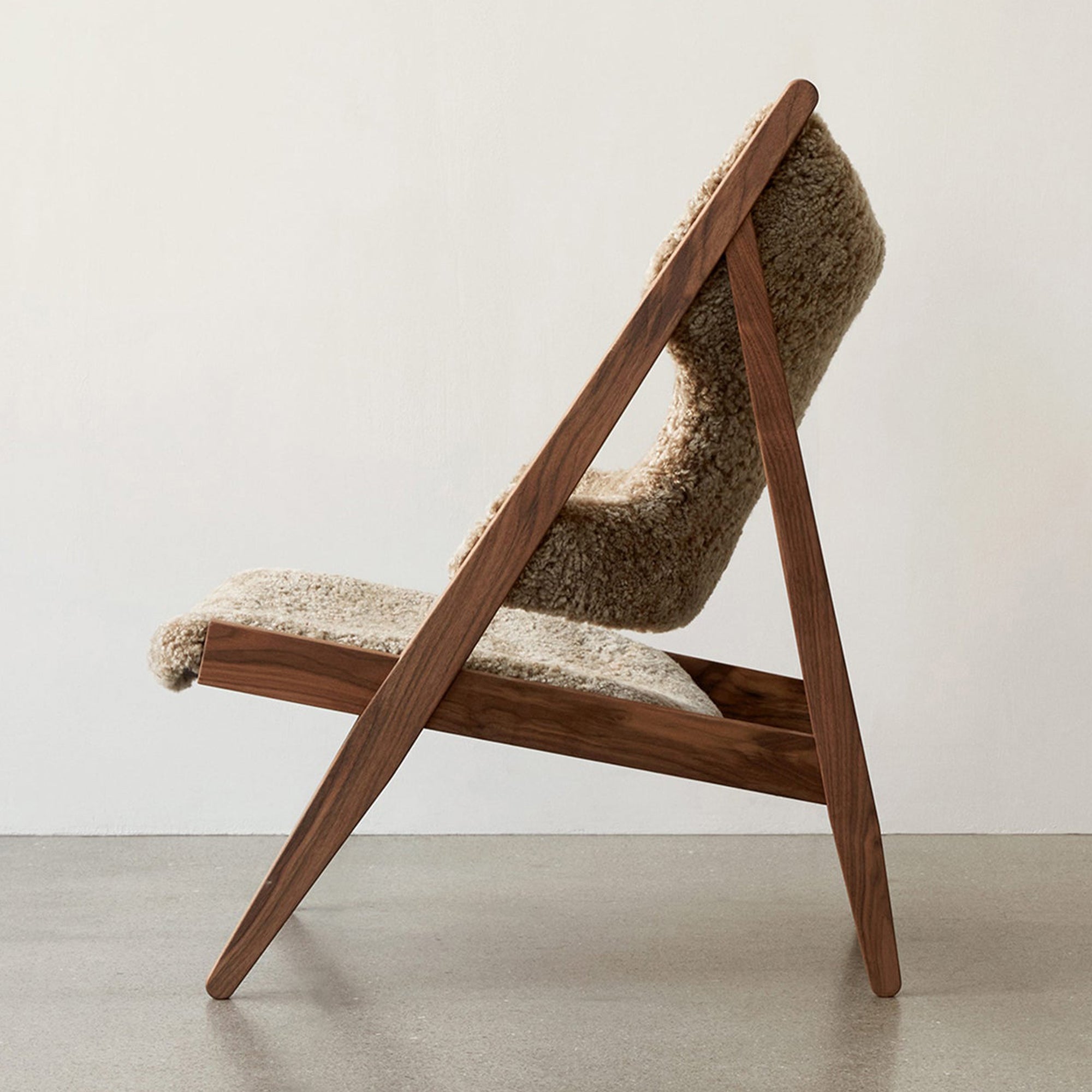 Knitting Chair - Sheepskin