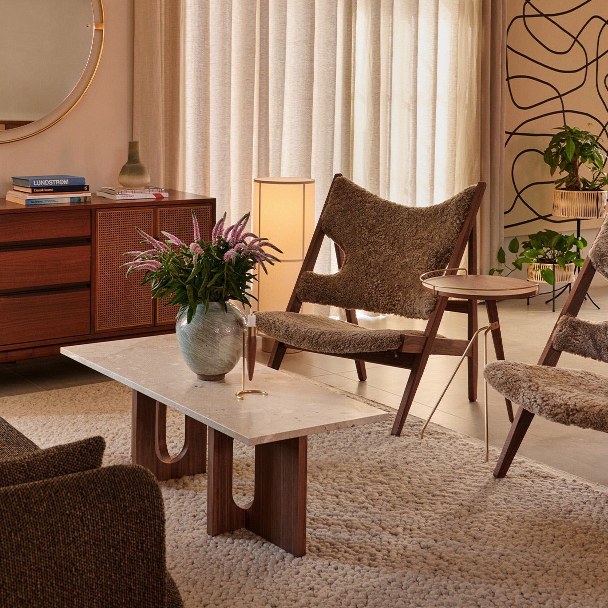 Knitting Chair - Sheepskin