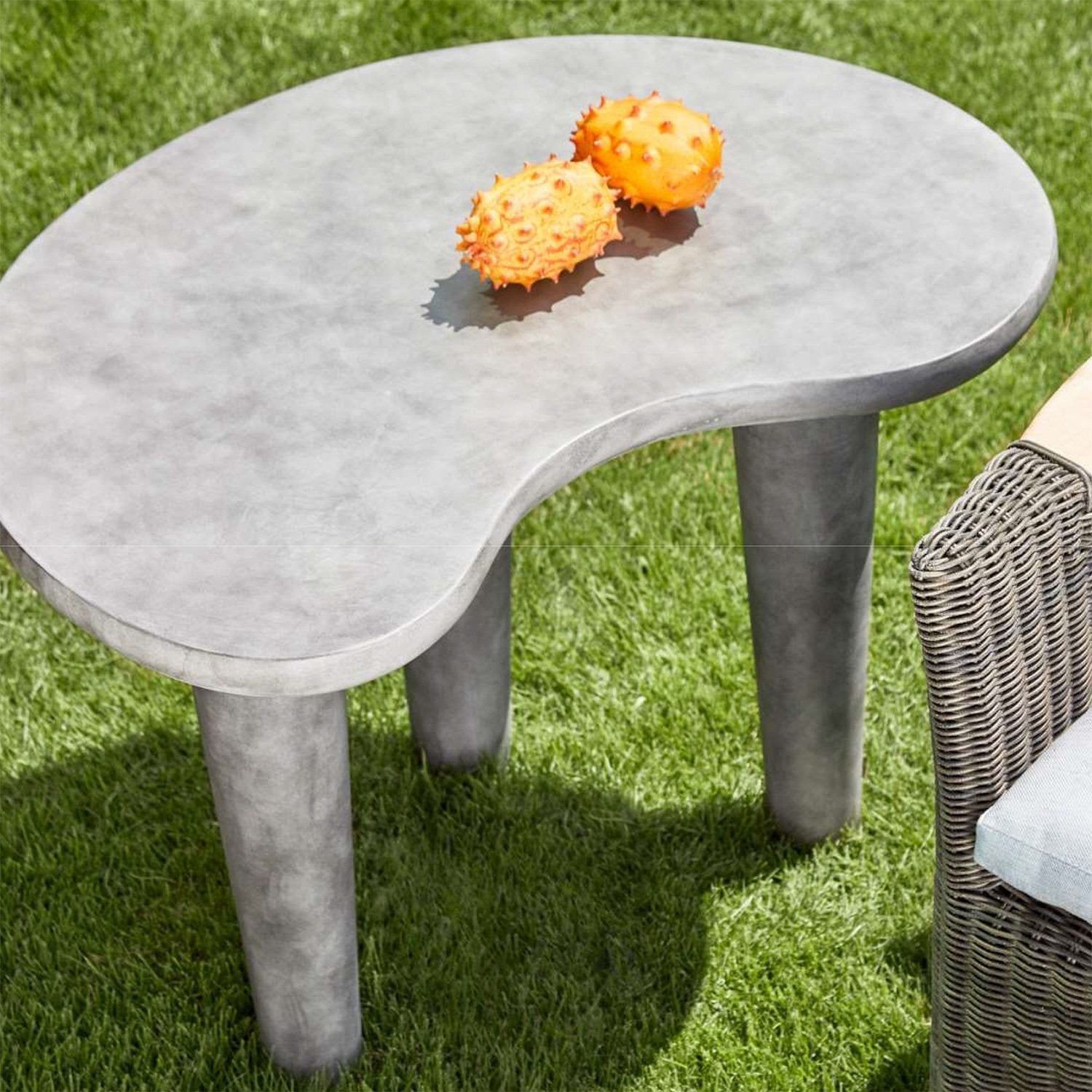 Palo Side Table