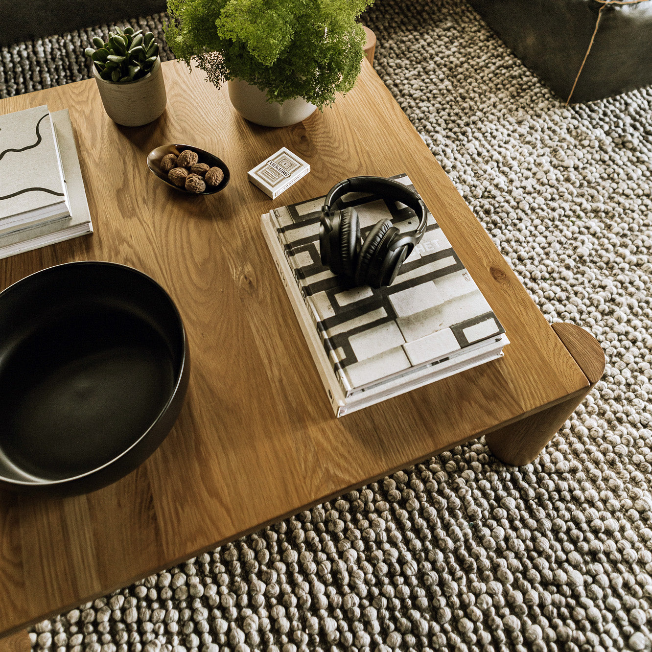 Lona Coffee Table