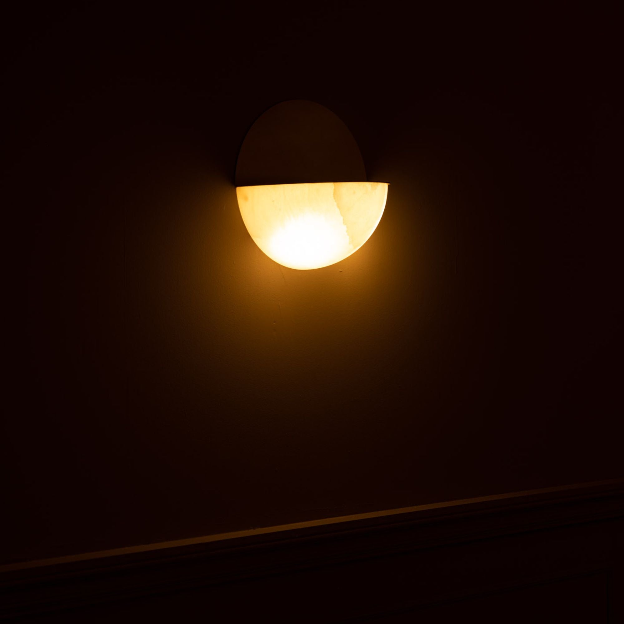 Luno Brass Wall Light