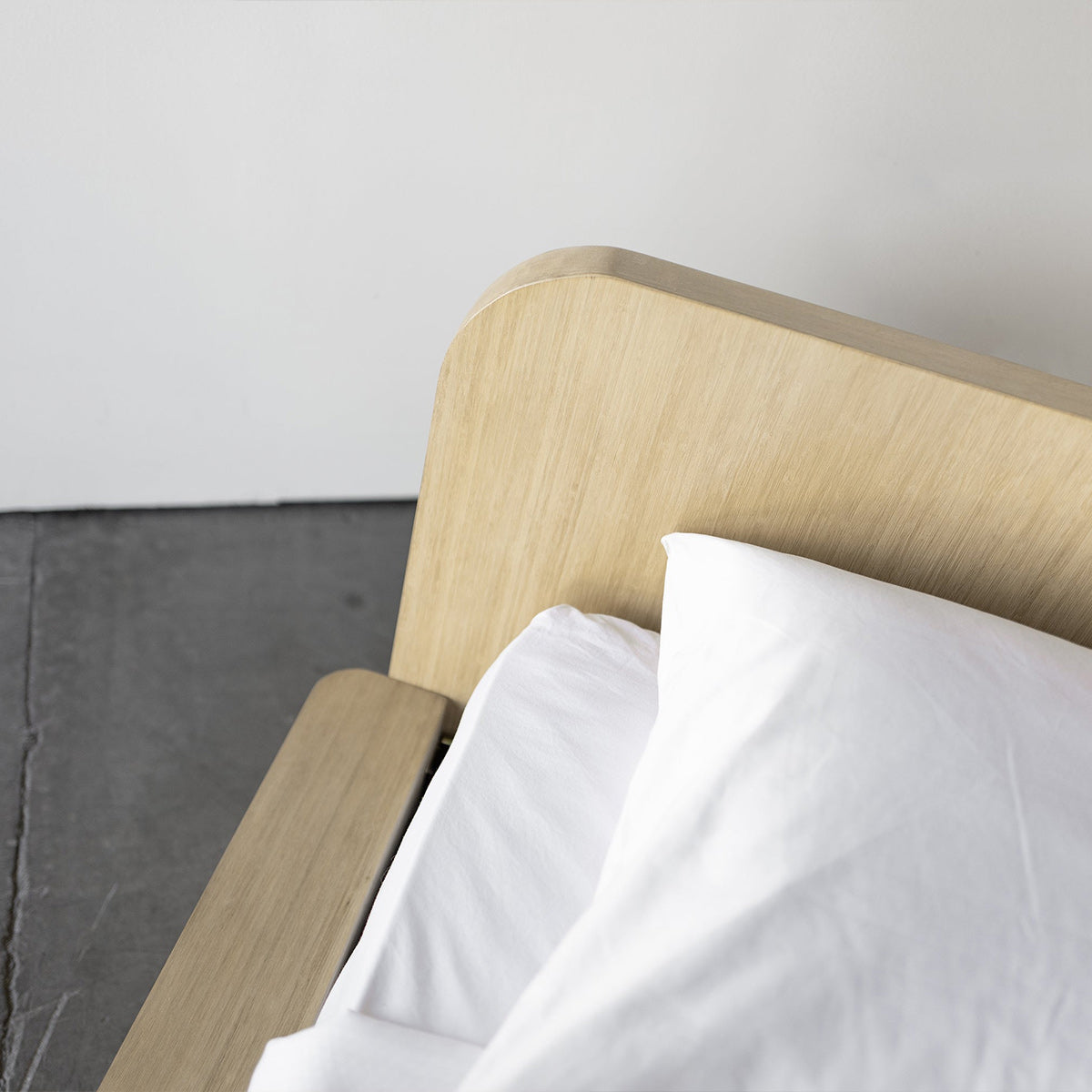Noura Bed