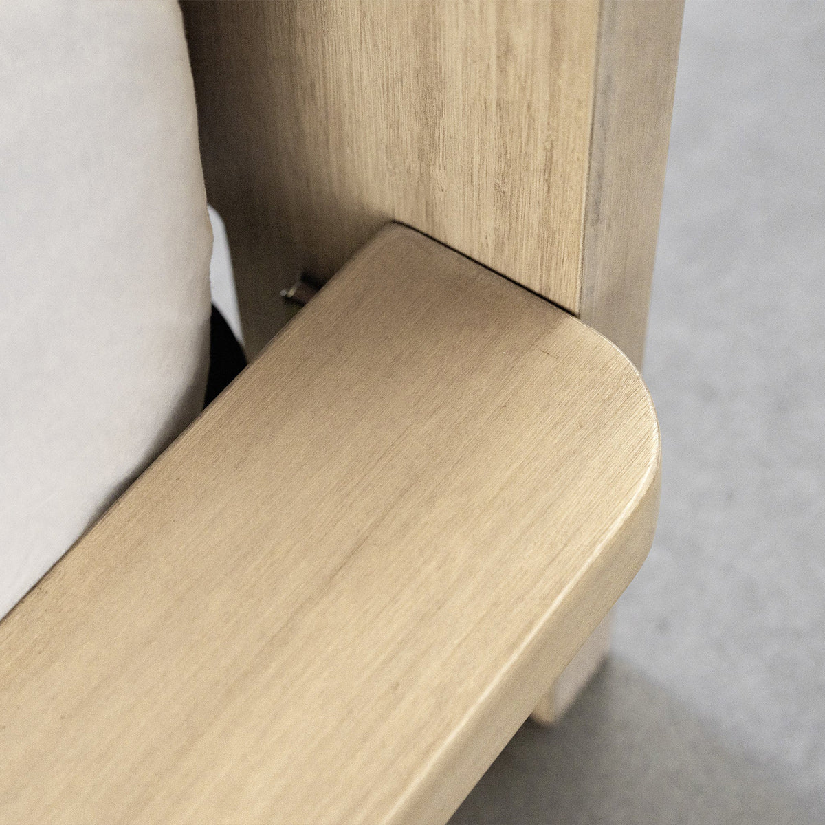 Noura Bed