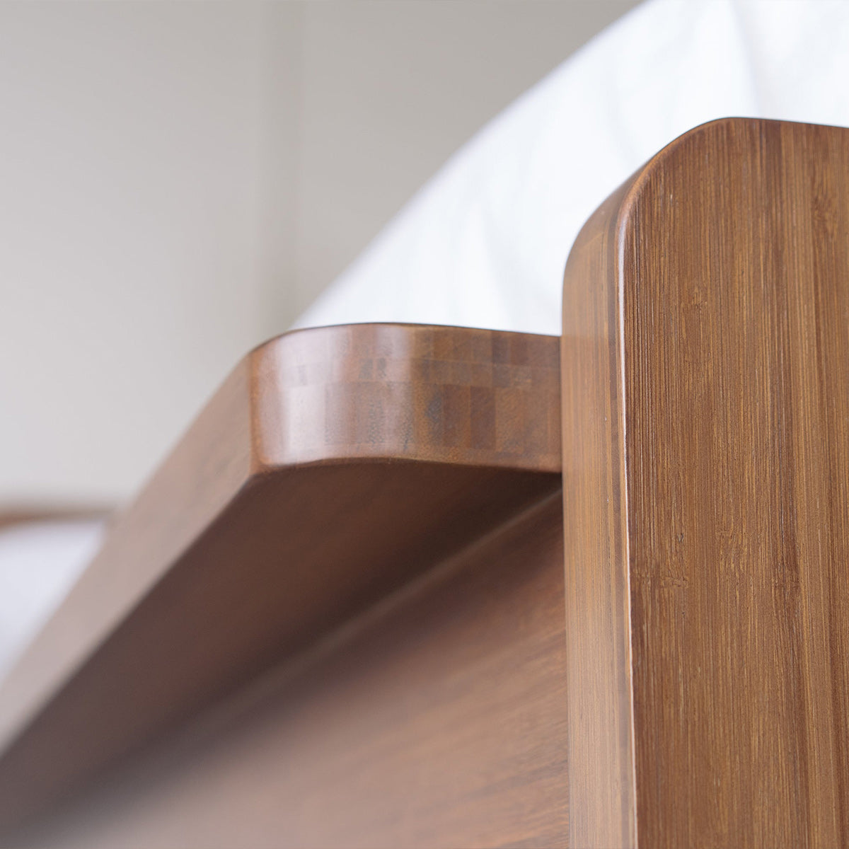 Noura Bed
