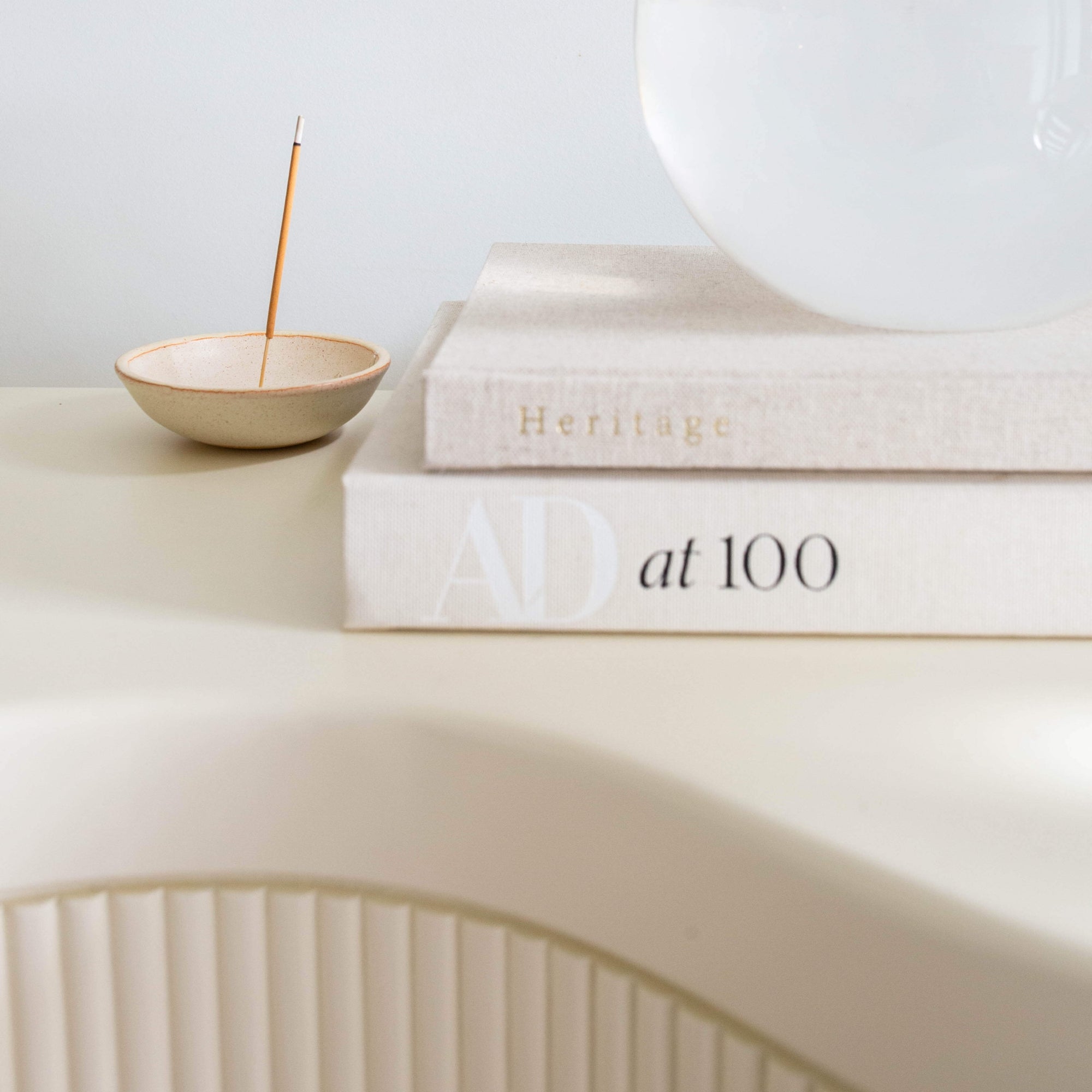 Onda Console Table - Cream