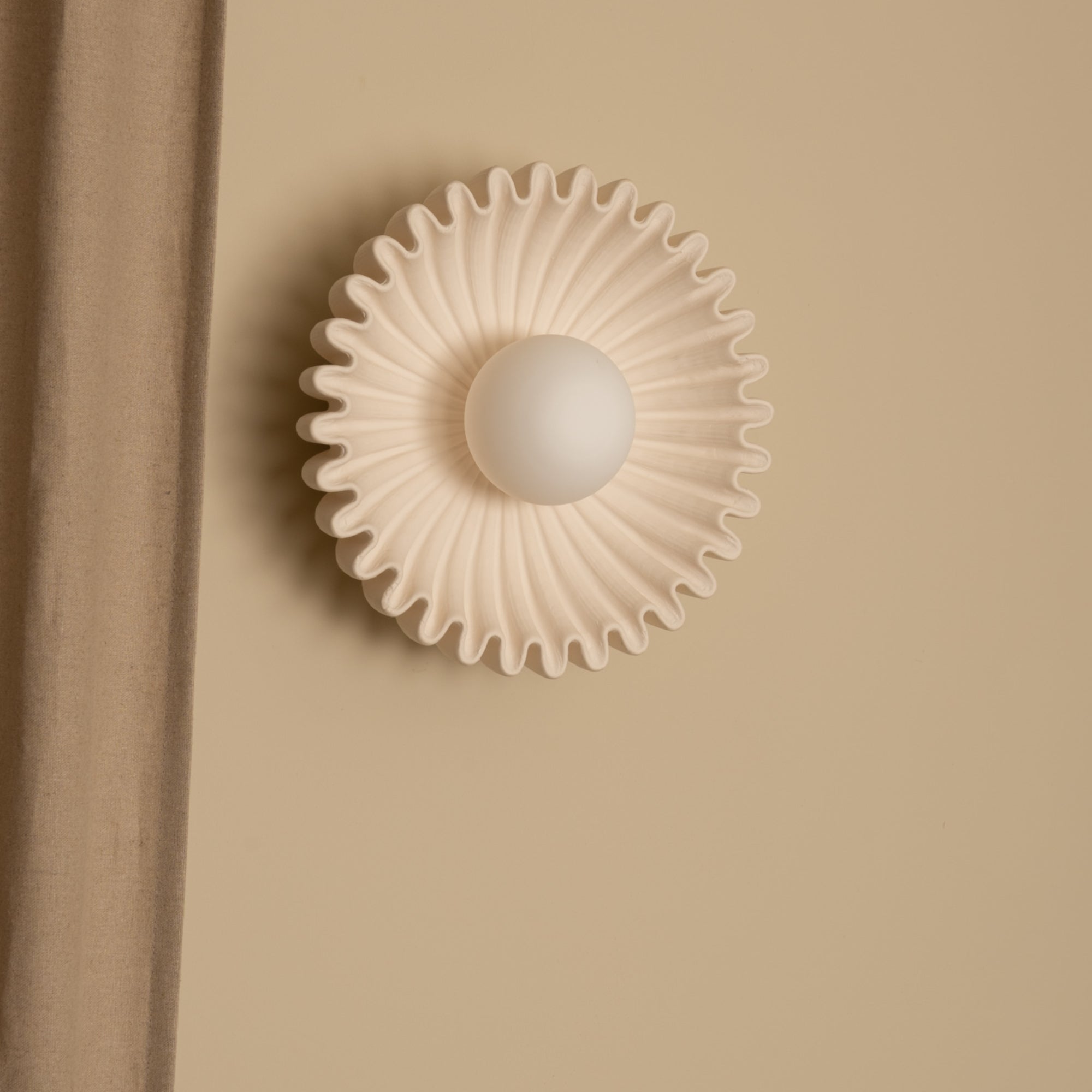 Ostro Wall Light