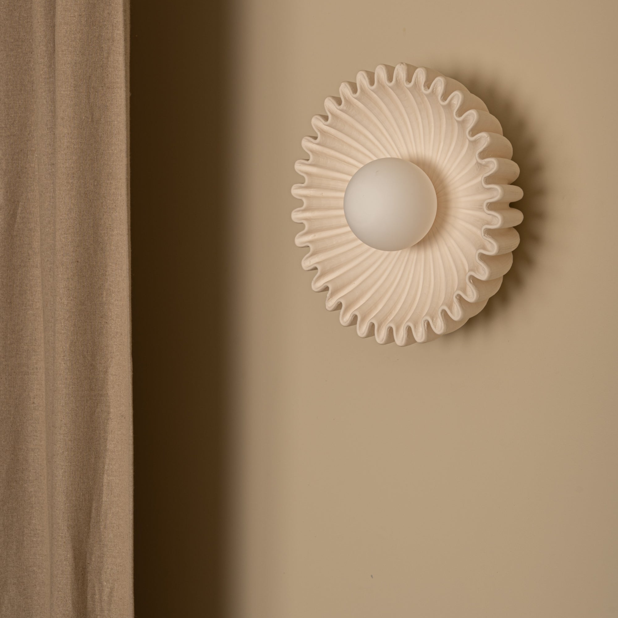 Ostro Wall Light