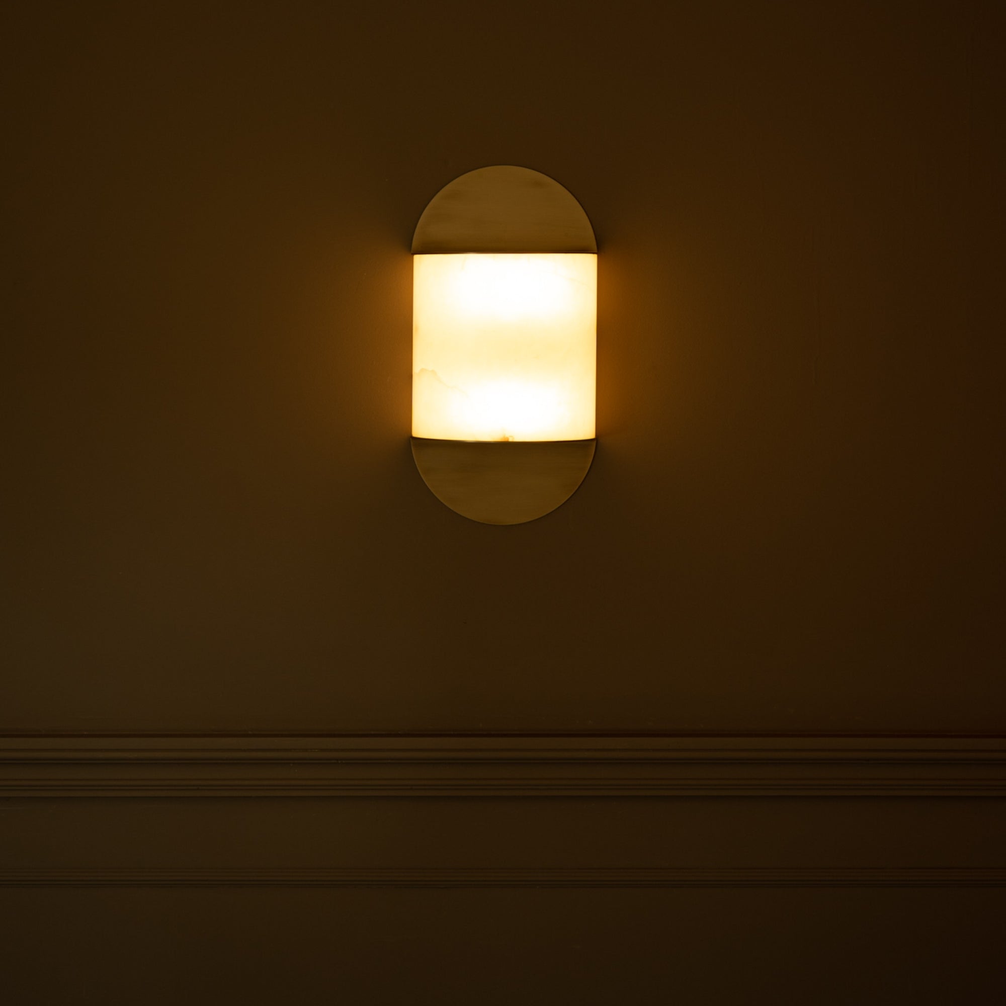Pilolo Champagne Brass Wall Light