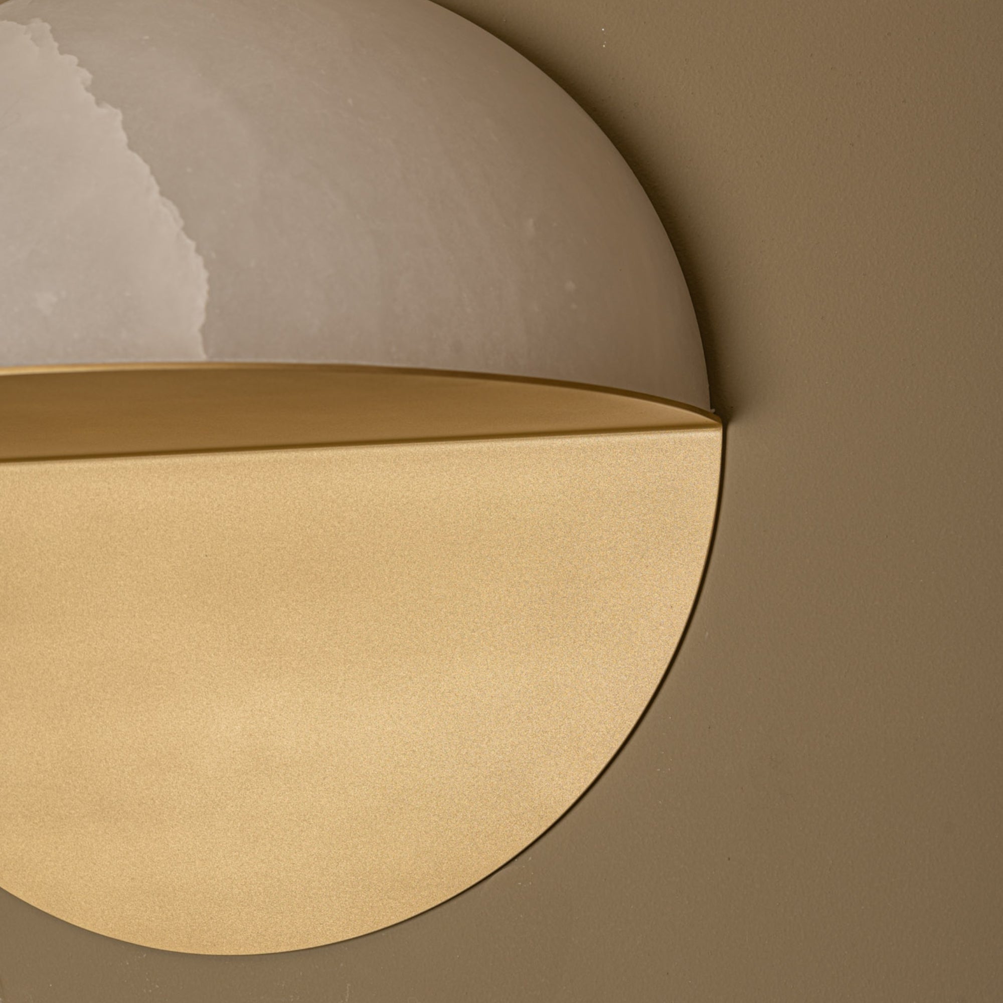 Pilolo Champagne Brass Wall Light