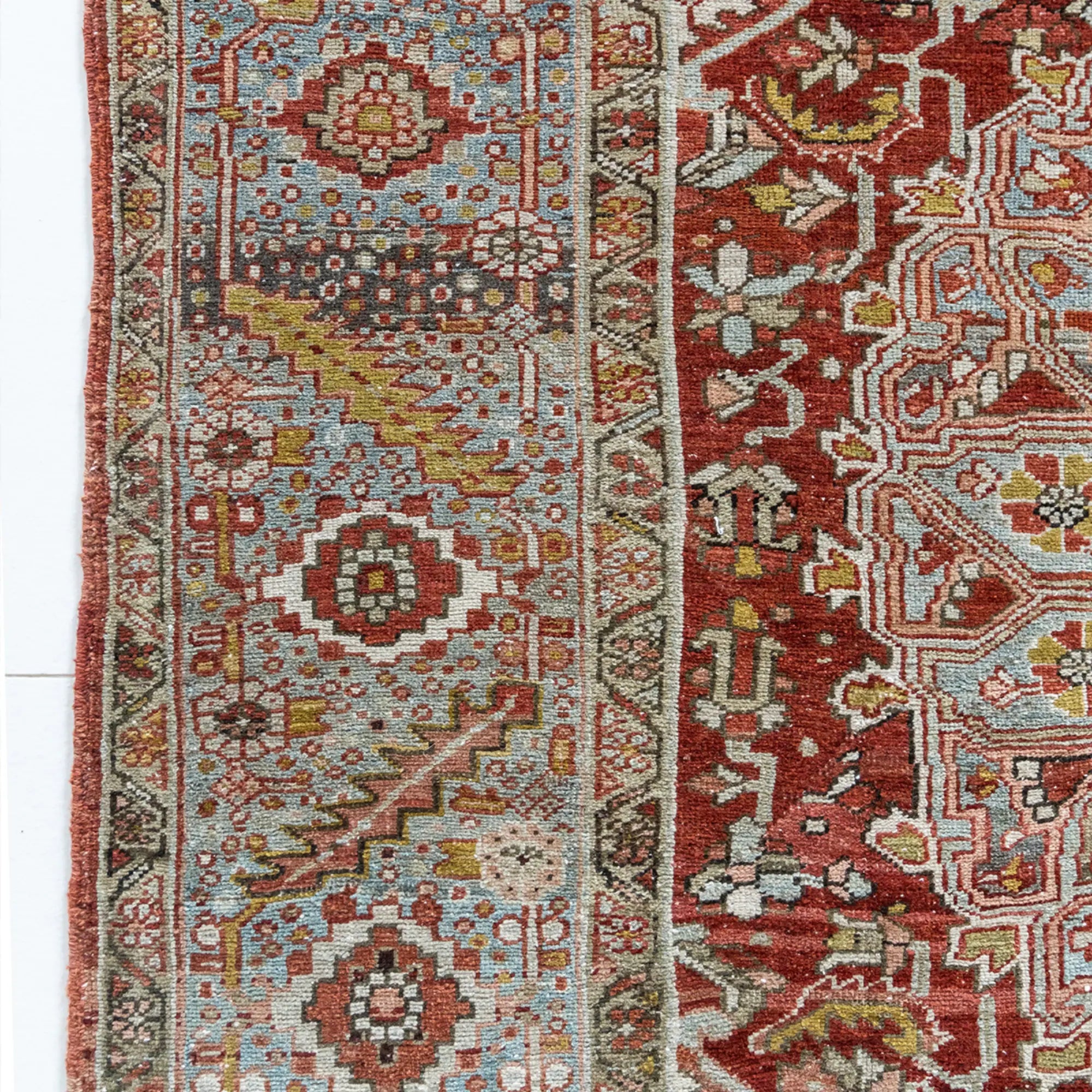Rialto Area Rug - Vintage