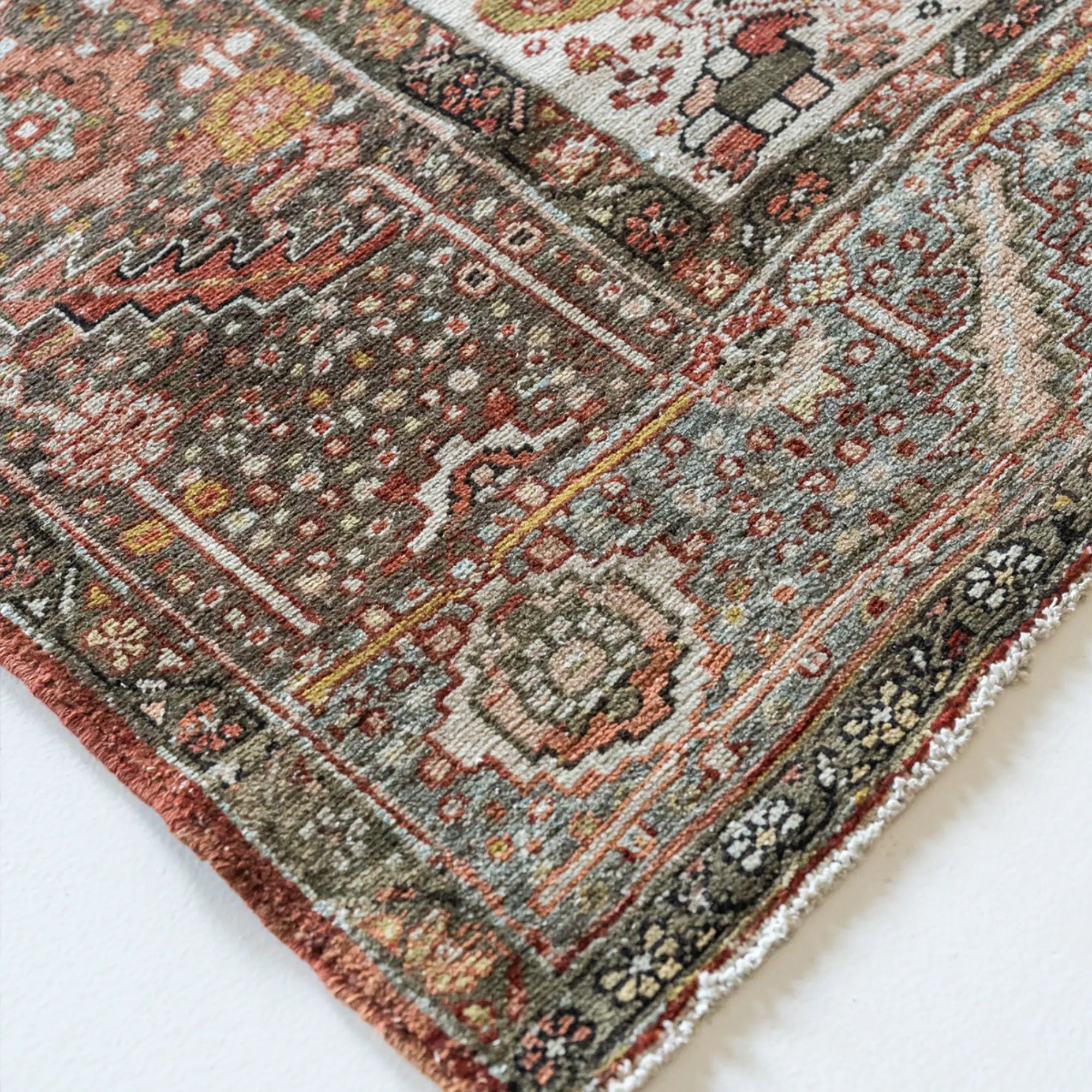 Rialto Area Rug - Vintage
