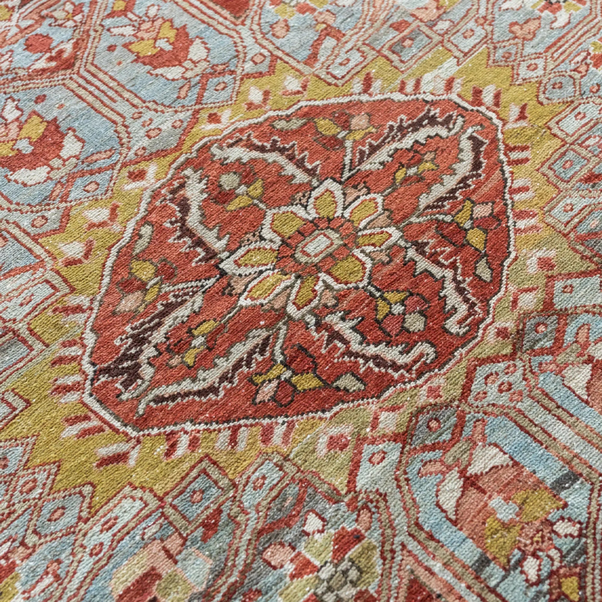 Rialto Area Rug - Vintage