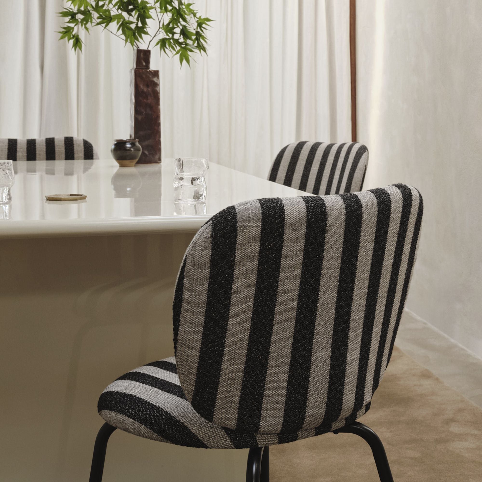 Rico Chair - Louisiana - Sand/Black