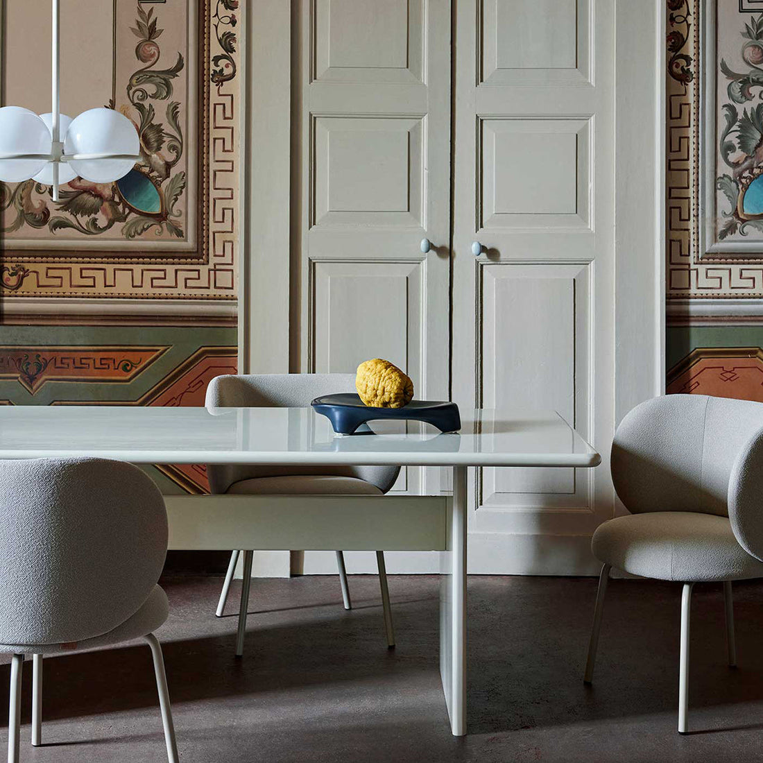 Rink Dining Table - Eggshell