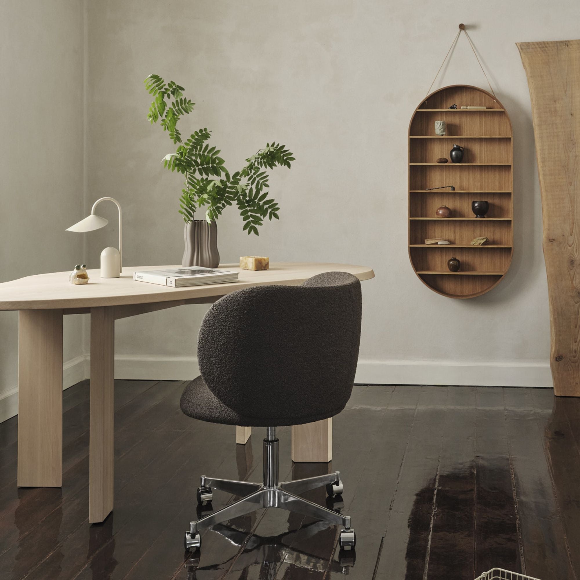 Tarn Desk