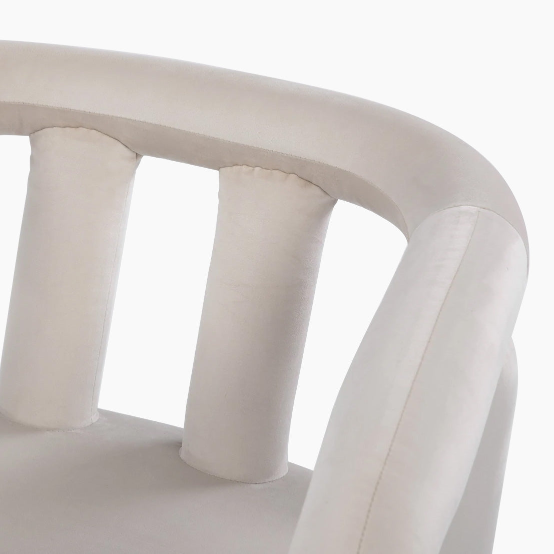 Temi Lounge Chair