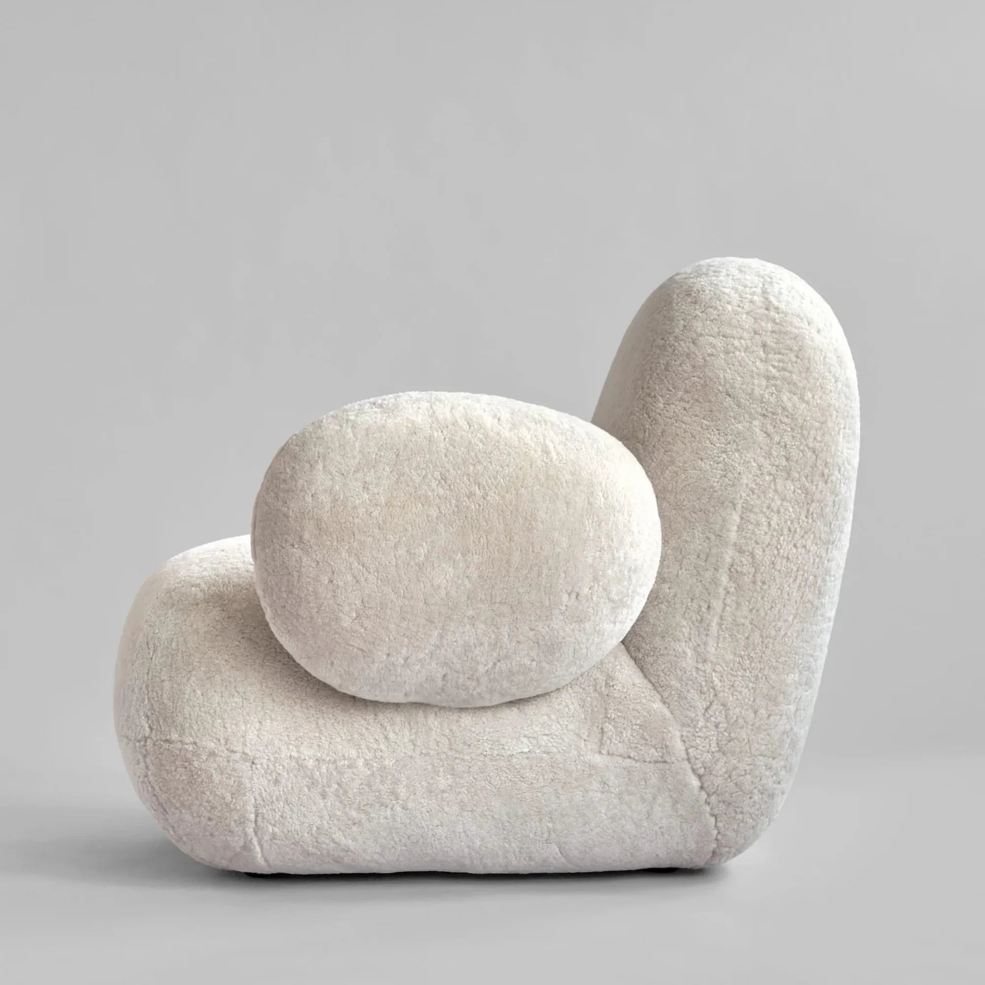 Toe Flat Armchair