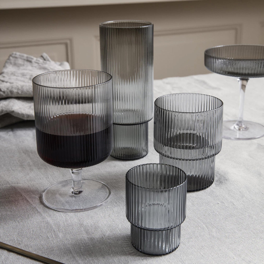 Glass Ripple small, smoked glass, set of four