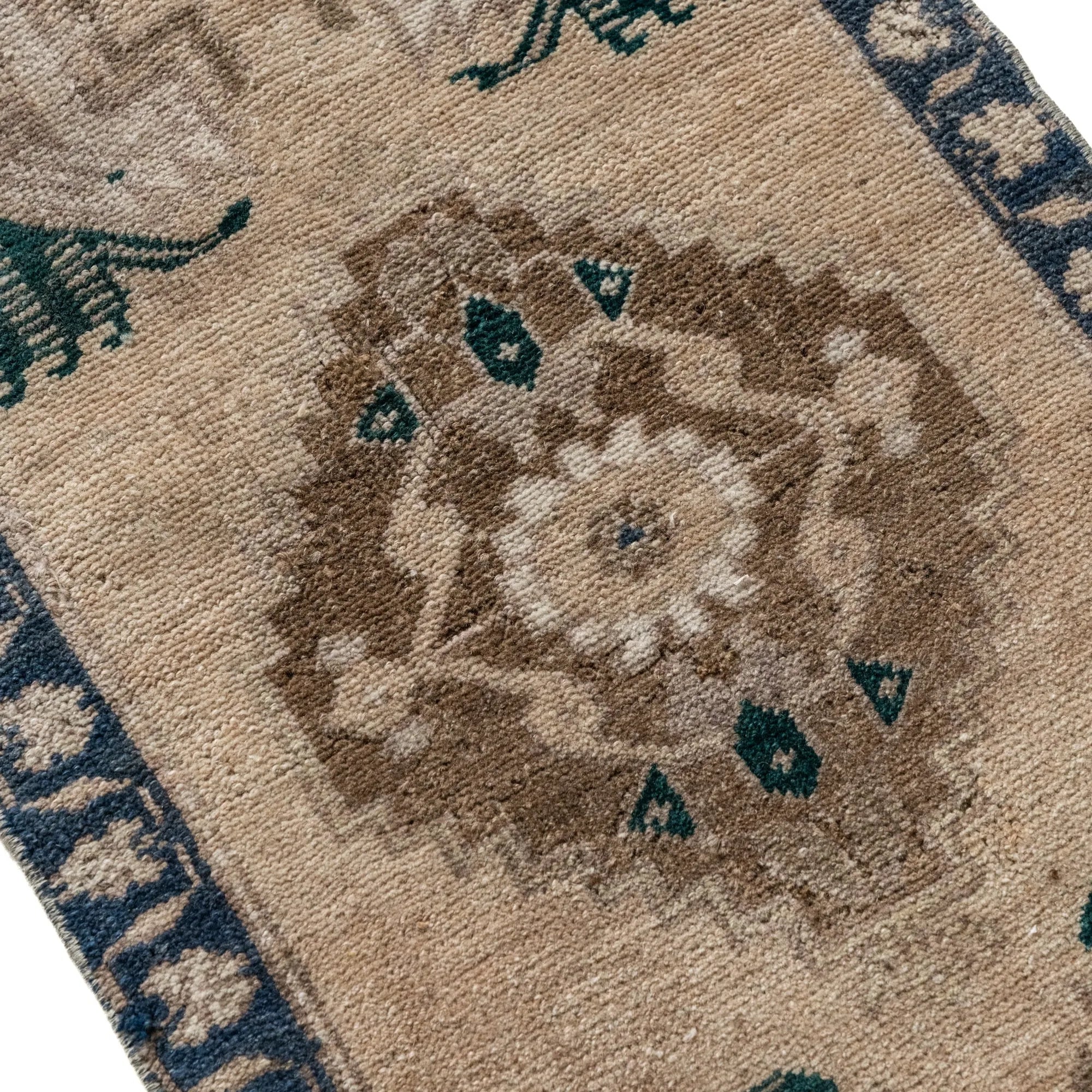 Vintage Turkish Mini Rug No. 721