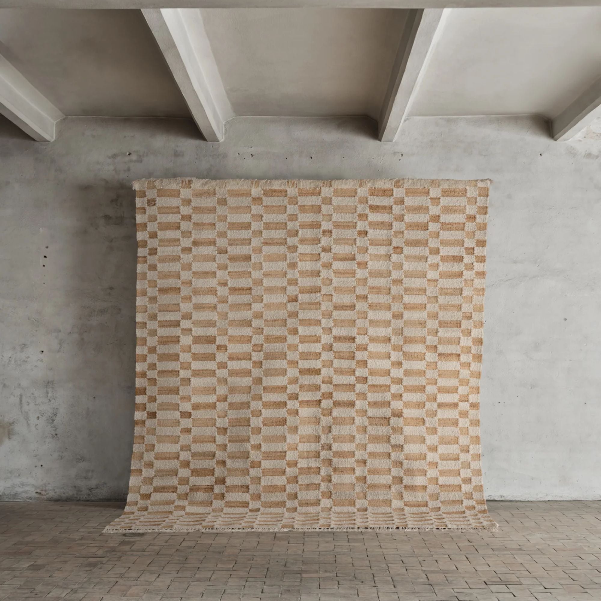 no.23 - 7'6" x 9'2" - Floor Model - Grade A